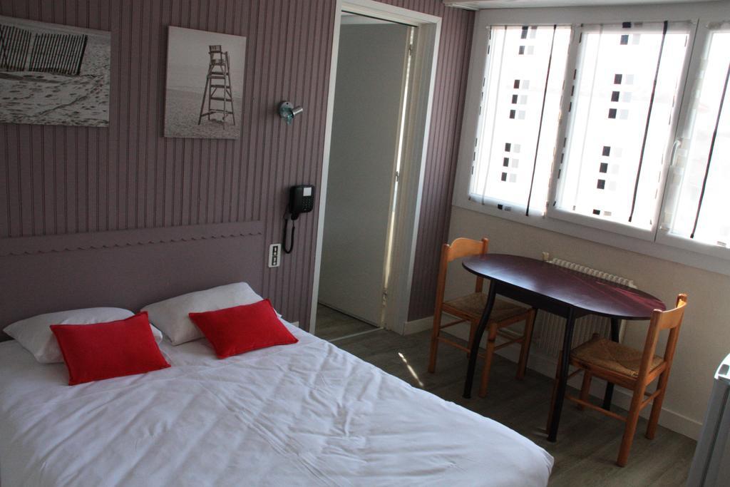 Hotel La Cote Sauvage Les Sables-dʼOlonne Zimmer foto